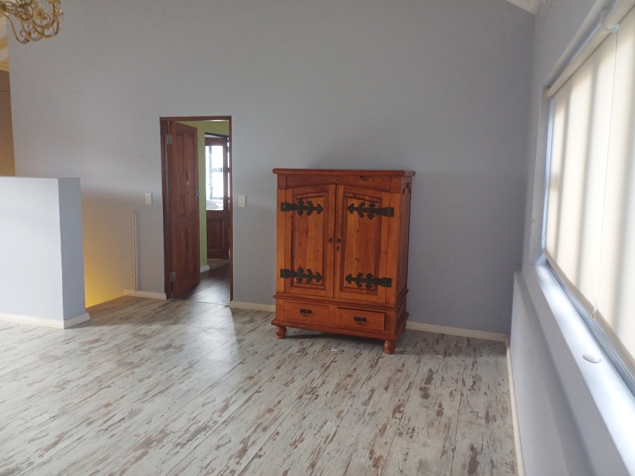 4 Bedroom Property for Sale in Agulhas Western Cape